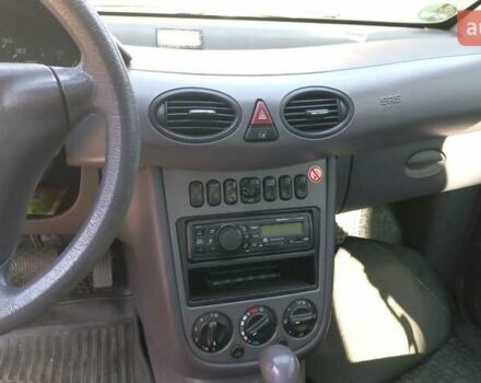 Мерседес А клас 2001 у Дніпро (Дніпропетровську) на Automoto.ua Сірий Мерседес А клас, об'ємом двигуна 1.7 л та пробігом 330 тис. км за 3900 $, фото 15 на Automoto.ua