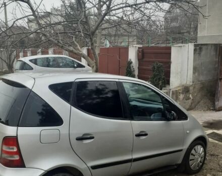 Серый Мерседес А класс, объемом двигателя 0 л и пробегом 180 тыс. км за 3600 $, фото 4 на Automoto.ua