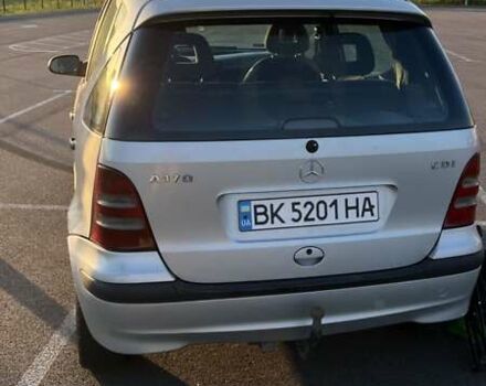 Мерседес А класс 2001 в Ровно на Automoto.ua Серый Мерседес А класс, объемом двигателя 1.7 л и пробегом 330 тыс. км за 1990 $, фото 7 на Automoto.ua