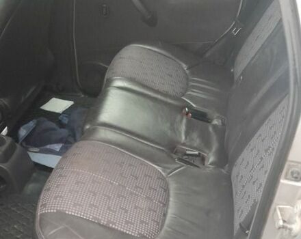 Серый Мерседес А класс, объемом двигателя 2 л и пробегом 270 тыс. км за 1426 $, фото 4 на Automoto.ua