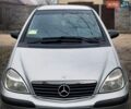 Серый Мерседес А класс, объемом двигателя 1.6 л и пробегом 210 тыс. км за 3400 $, фото 1 на Automoto.ua