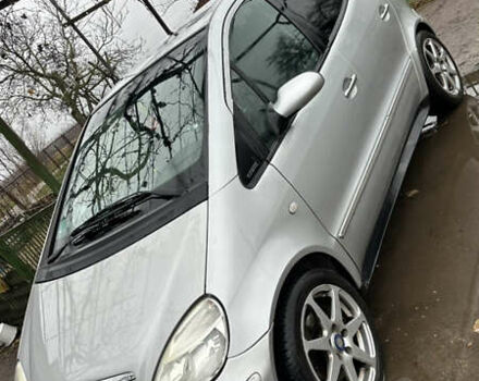 Серый Мерседес А класс, объемом двигателя 1.9 л и пробегом 245 тыс. км за 5200 $, фото 1 на Automoto.ua