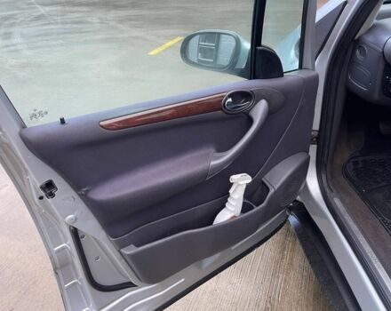 Серый Мерседес А класс, объемом двигателя 1.7 л и пробегом 125 тыс. км за 950 $, фото 6 на Automoto.ua