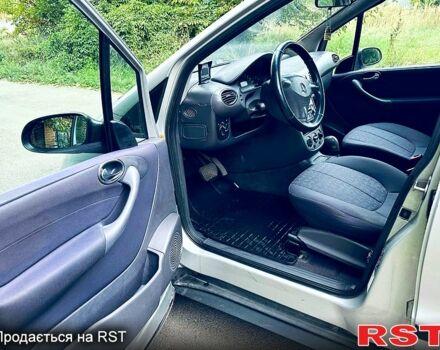 Серый Мерседес А класс, объемом двигателя 1.7 л и пробегом 299 тыс. км за 3700 $, фото 5 на Automoto.ua