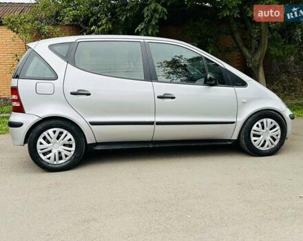 Серый Мерседес А класс, объемом двигателя 1.7 л и пробегом 319 тыс. км за 3700 $, фото 12 на Automoto.ua