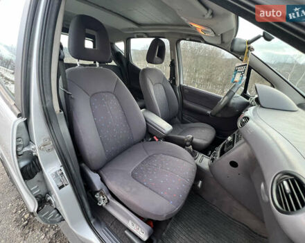 Серый Мерседес А класс, объемом двигателя 1.7 л и пробегом 213 тыс. км за 2999 $, фото 26 на Automoto.ua