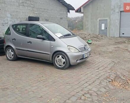 Серый Мерседес А класс, объемом двигателя 1.69 л и пробегом 333 тыс. км за 3499 $, фото 2 на Automoto.ua