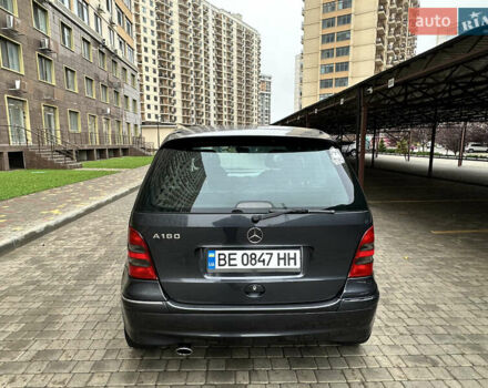 Мерседес А класс 2001 в Одессе на Automoto.ua Серый Мерседес А класс, объемом двигателя 1.6 л и пробегом 301 тыс. км за 3500 $, фото 6 на Automoto.ua