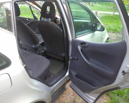 Мерседес А клас 2001 у Дніпро (Дніпропетровську) на Automoto.ua Сірий Мерседес А клас, об'ємом двигуна 1.4 л та пробігом 215 тис. км за 2900 $, фото 6 на Automoto.ua