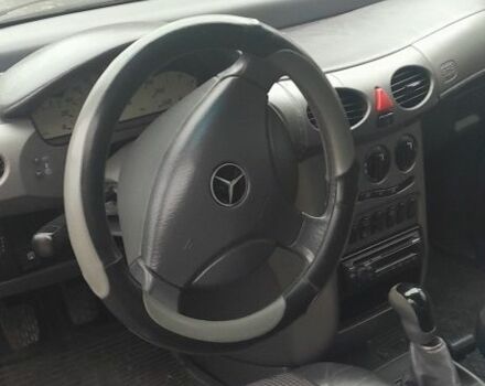 Серый Мерседес А класс, объемом двигателя 2 л и пробегом 270 тыс. км за 1426 $, фото 5 на Automoto.ua