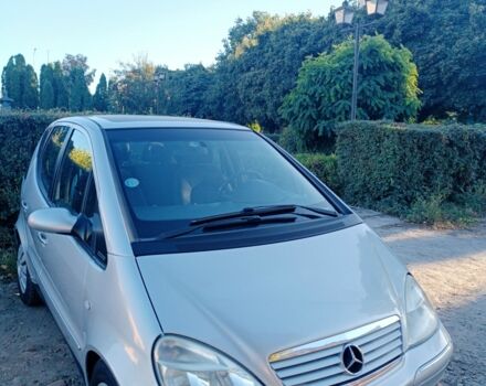 Мерседес А класс 2001 в Нежине на Automoto.ua Серый Мерседес А класс, объемом двигателя 1.6 л и пробегом 400 тыс. км за 3900 $, фото 2 на Automoto.ua