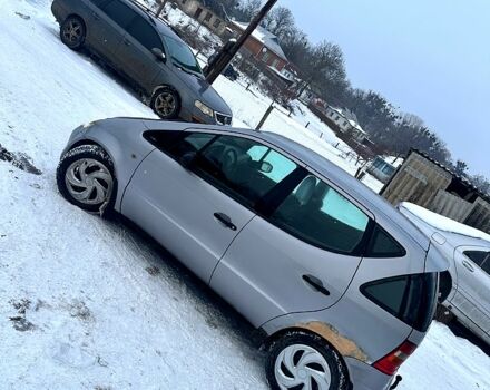 Серый Мерседес А класс, объемом двигателя 1.7 л и пробегом 123 тыс. км за 3000 $, фото 6 на Automoto.ua