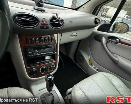 Серый Мерседес А класс, объемом двигателя 1.9 л и пробегом 273 тыс. км за 3800 $, фото 8 на Automoto.ua