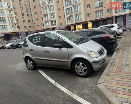 Сірий Мерседес А клас, об'ємом двигуна 1.6 л та пробігом 241 тис. км за 3000 $, фото 2 на Automoto.ua