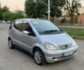 Серый Мерседес А класс, объемом двигателя 1.6 л и пробегом 212 тыс. км за 3500 $, фото 1 на Automoto.ua
