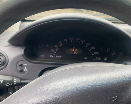 Сірий Мерседес А клас, об'ємом двигуна 1.7 л та пробігом 259 тис. км за 3800 $, фото 22 на Automoto.ua