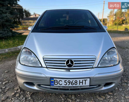 Серый Мерседес А класс, объемом двигателя 1.7 л и пробегом 273 тыс. км за 3999 $, фото 1 на Automoto.ua
