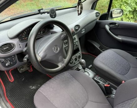 Серый Мерседес А класс, объемом двигателя 1.6 л и пробегом 297 тыс. км за 3100 $, фото 5 на Automoto.ua