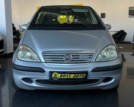 Серый Мерседес А класс, объемом двигателя 1.6 л и пробегом 244 тыс. км за 4450 $, фото 1 на Automoto.ua