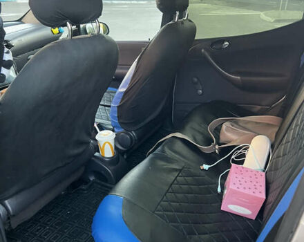 Серый Мерседес А класс, объемом двигателя 1.6 л и пробегом 246 тыс. км за 3500 $, фото 2 на Automoto.ua