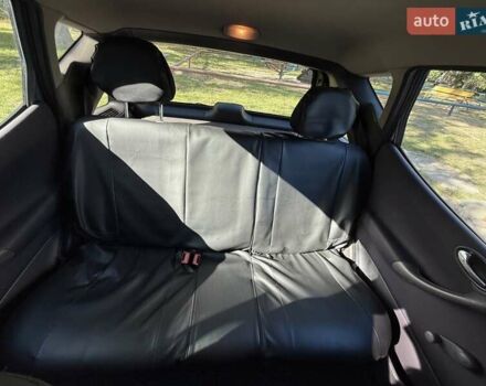 Сірий Мерседес А клас, об'ємом двигуна 1.7 л та пробігом 373 тис. км за 3899 $, фото 13 на Automoto.ua