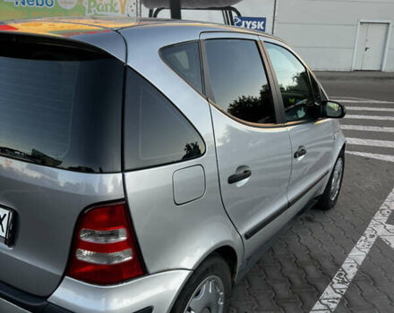 Серый Мерседес А класс, объемом двигателя 1.6 л и пробегом 246 тыс. км за 3500 $, фото 6 на Automoto.ua