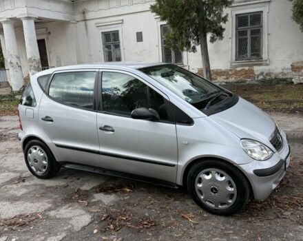 Серый Мерседес А класс, объемом двигателя 1.6 л и пробегом 297 тыс. км за 3100 $, фото 1 на Automoto.ua