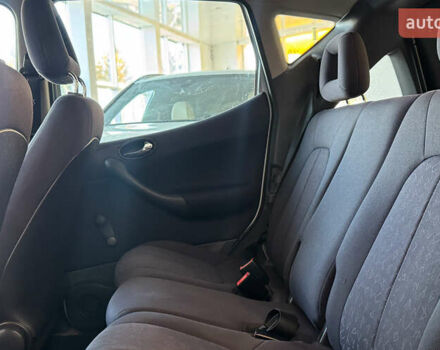 Серый Мерседес А класс, объемом двигателя 1.6 л и пробегом 244 тыс. км за 4450 $, фото 18 на Automoto.ua