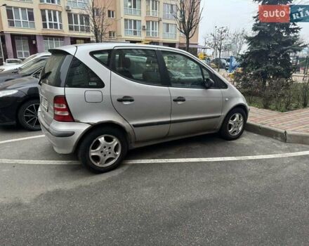 Сірий Мерседес А клас, об'ємом двигуна 1.6 л та пробігом 241 тис. км за 3000 $, фото 4 на Automoto.ua