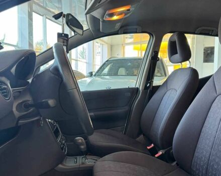 Серый Мерседес А класс, объемом двигателя 1.6 л и пробегом 244 тыс. км за 4450 $, фото 8 на Automoto.ua