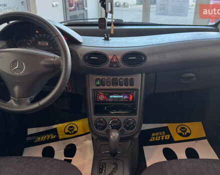 Серый Мерседес А класс, объемом двигателя 1.6 л и пробегом 244 тыс. км за 4450 $, фото 9 на Automoto.ua