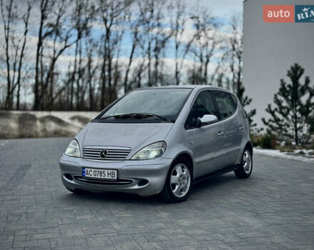 Серый Мерседес А класс, объемом двигателя 1.69 л и пробегом 275 тыс. км за 3750 $, фото 3 на Automoto.ua