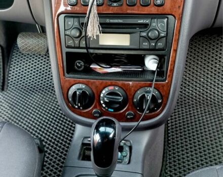 Сірий Мерседес А клас, об'ємом двигуна 1.6 л та пробігом 235 тис. км за 4400 $, фото 7 на Automoto.ua