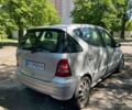 Серый Мерседес А класс, объемом двигателя 1.9 л и пробегом 155 тыс. км за 2900 $, фото 2 на Automoto.ua
