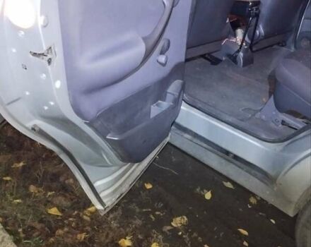 Серый Мерседес А класс, объемом двигателя 1.69 л и пробегом 270 тыс. км за 5300 $, фото 9 на Automoto.ua