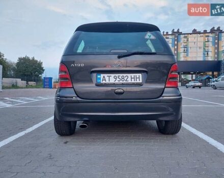 Серый Мерседес А класс, объемом двигателя 1.9 л и пробегом 172 тыс. км за 4400 $, фото 4 на Automoto.ua