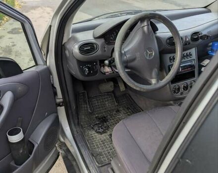 Серый Мерседес А класс, объемом двигателя 1.7 л и пробегом 192 тыс. км за 3450 $, фото 12 на Automoto.ua