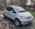Сірий Мерседес А клас, об'ємом двигуна 1.9 л та пробігом 215 тис. км за 2700 $, фото 2 на Automoto.ua
