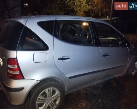 Серый Мерседес А класс, объемом двигателя 1.69 л и пробегом 270 тыс. км за 5300 $, фото 5 на Automoto.ua