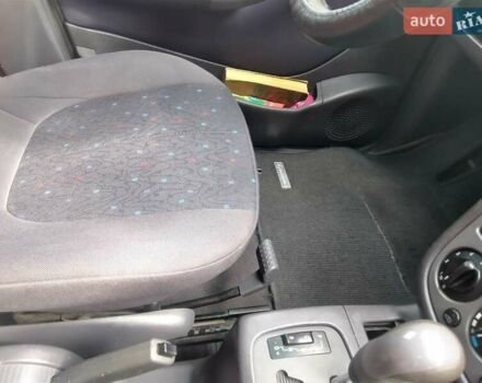 Серый Мерседес А класс, объемом двигателя 1.7 л и пробегом 238 тыс. км за 4300 $, фото 4 на Automoto.ua