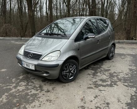 Серый Мерседес А класс, объемом двигателя 1.6 л и пробегом 179 тыс. км за 3550 $, фото 2 на Automoto.ua