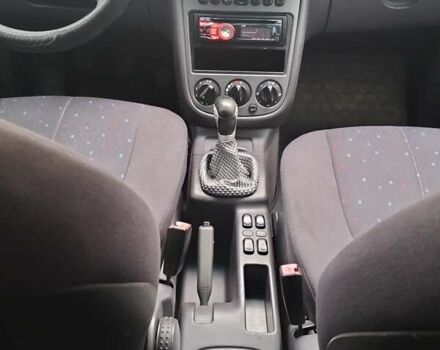 Сірий Мерседес А клас, об'ємом двигуна 1.6 л та пробігом 225 тис. км за 3650 $, фото 4 на Automoto.ua