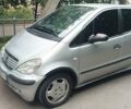 Серый Мерседес А класс, объемом двигателя 1.7 л и пробегом 275 тыс. км за 3650 $, фото 2 на Automoto.ua