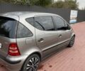 Серый Мерседес А класс, объемом двигателя 1.7 л и пробегом 315 тыс. км за 4350 $, фото 1 на Automoto.ua