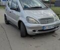 Серый Мерседес А класс, объемом двигателя 1.7 л и пробегом 192 тыс. км за 3450 $, фото 1 на Automoto.ua