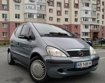 Сірий Мерседес А клас, об'ємом двигуна 1.6 л та пробігом 225 тис. км за 3650 $, фото 1 на Automoto.ua