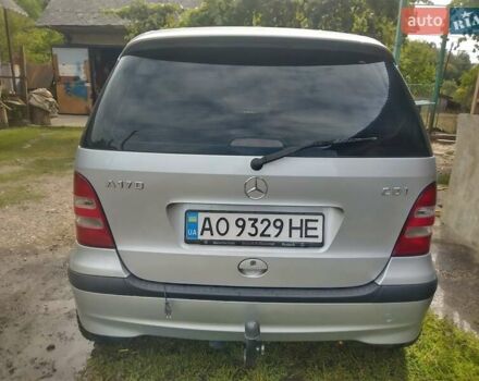 Серый Мерседес А класс, объемом двигателя 1.7 л и пробегом 238 тыс. км за 4300 $, фото 3 на Automoto.ua