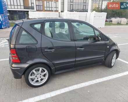 Серый Мерседес А класс, объемом двигателя 1.9 л и пробегом 172 тыс. км за 4400 $, фото 5 на Automoto.ua