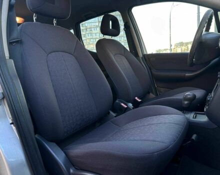 Серый Мерседес А класс, объемом двигателя 1.6 л и пробегом 155 тыс. км за 3690 $, фото 11 на Automoto.ua