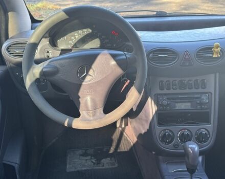 Сірий Мерседес А клас, об'ємом двигуна 1.7 л та пробігом 280 тис. км за 3200 $, фото 12 на Automoto.ua